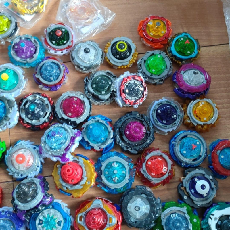 BEYBLADE BURST MEGA LOT