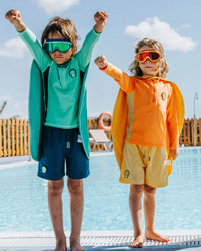 ROARSOME CUB THE LION - SUPERHERO TOWEL CAPE