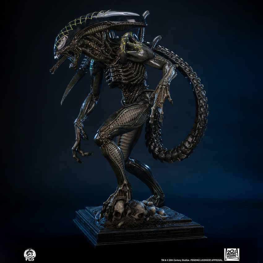 SIDESHOW GRID ALIEN STATUES BY PCS