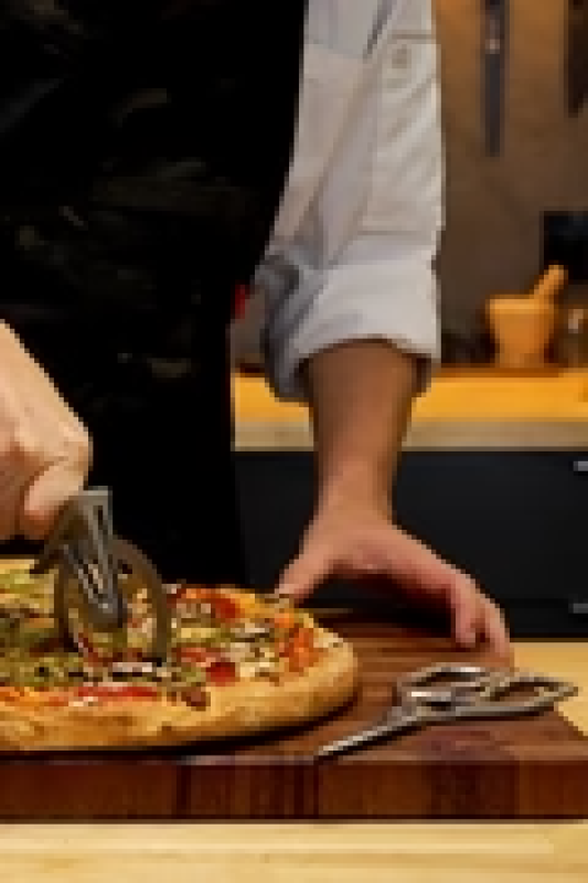 DALSTRONG © SCISSORS + PIZZA WHEEL