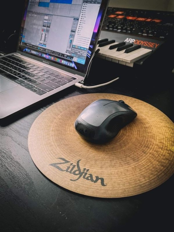 ZILDJIAN STANDARD MOUSE PAD DURABLE DRUMSTICK DESIGN, PERFECT FOR MUSICIANS AND FANS