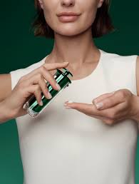 REVIVE SKINCARE LISSANT LINE-SMOOTHING LIP PERIORAL SERUM