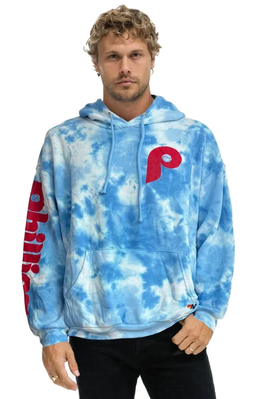 AVIATOR NATION PHILLIES HAND DYED RELAXED PULLOVER HOODIE - TIE DYE BLUE