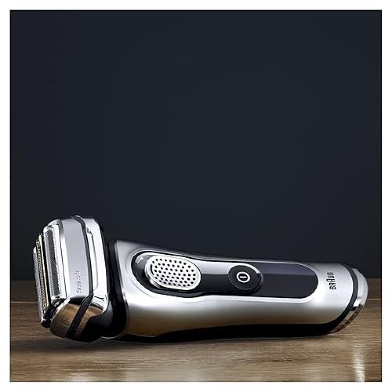 BRAUN ELECTRIC RAZOR FOR MEN FOIL SHAVER WITH TRIMMER, RECHARGEABLE WET DRY, CLEAN STATION
