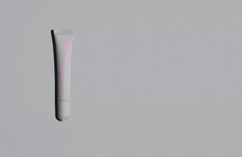 RHODE PEPTIDE LIP TREATMENT  THE NOURISHING LIP LAYER VANILLA