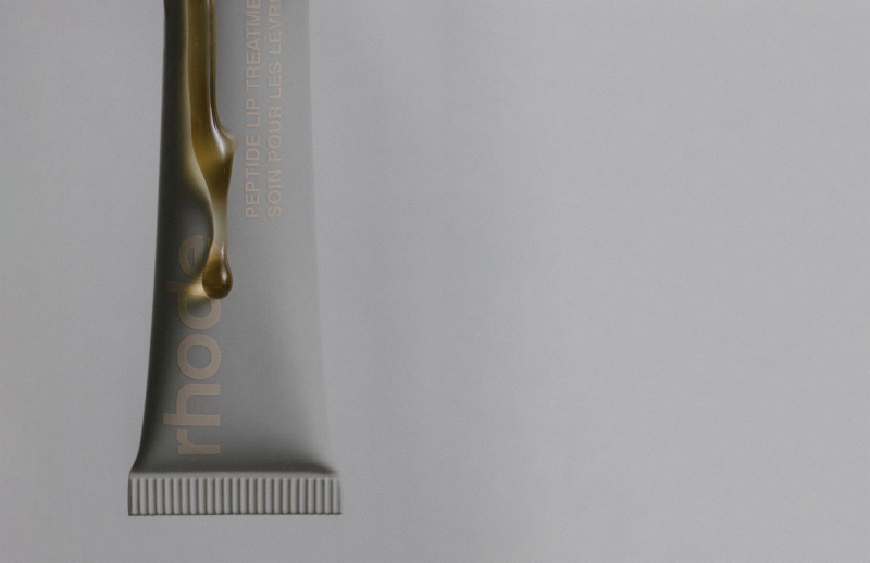 RHODE PEPTIDE LIP TREATMENT  THE NOURISHING LIP LAYER  SALTED CARAMEL