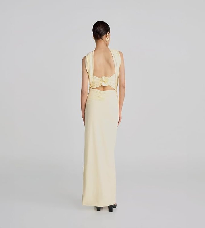 MAYGEL CORONEL MULETT BODYDRESS  VANILLA