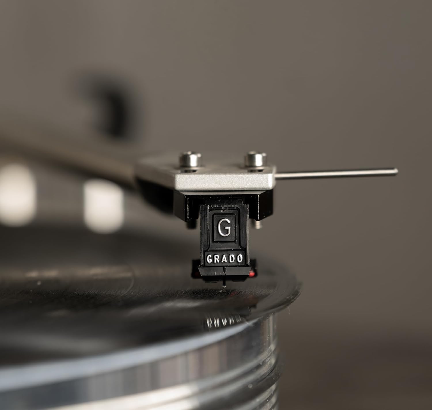 GRADO PRESTIGE RED4 PHONO CARTRIDGE 1 2 MOUNT HIGH OUTPUT MOVING IRON REPLACEABLE STYLUS