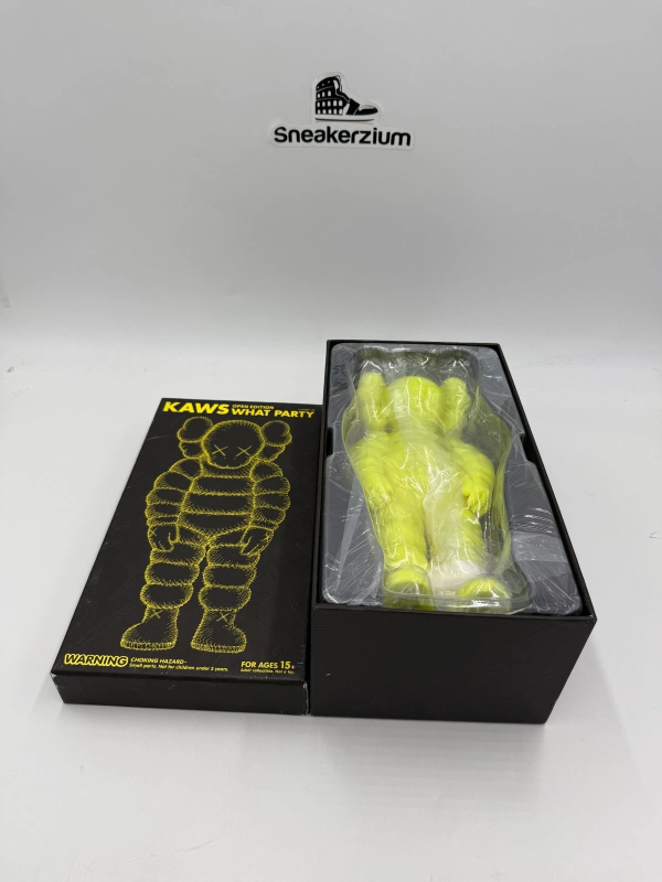 KAWS WHAT PARTY FIGURE SET, SET OF 5, YELLOW ORANGE PINK WHITE BLACK NEW