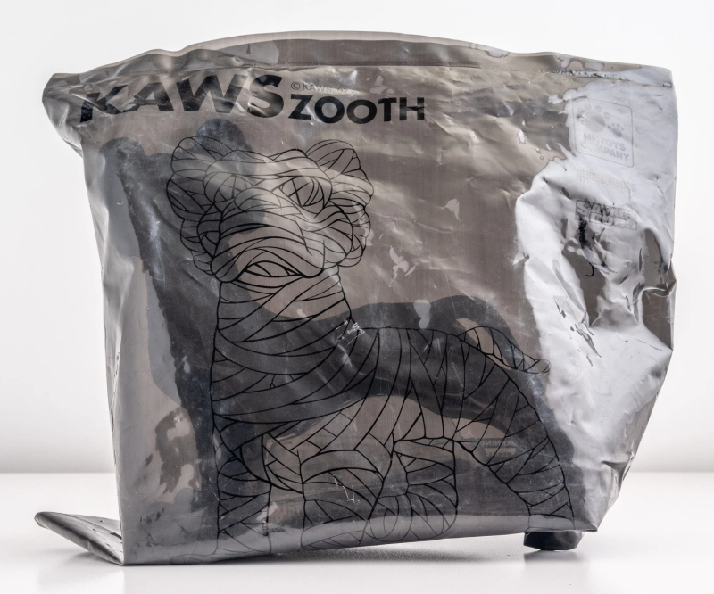 KAWS ZOOTH BLACK & WHITE PAIR EDITION OF 250 SEALED IN BAG 2007