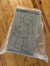 KAWS CLEAN SLATE VINYL COMPANION FIGURE BROWN (2018) - 100% AUTHENTIC KAWSONE