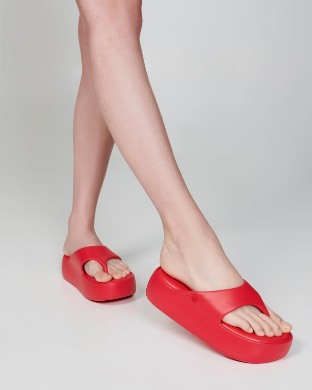 MELISSA FREE PLATFORM THONG  RED