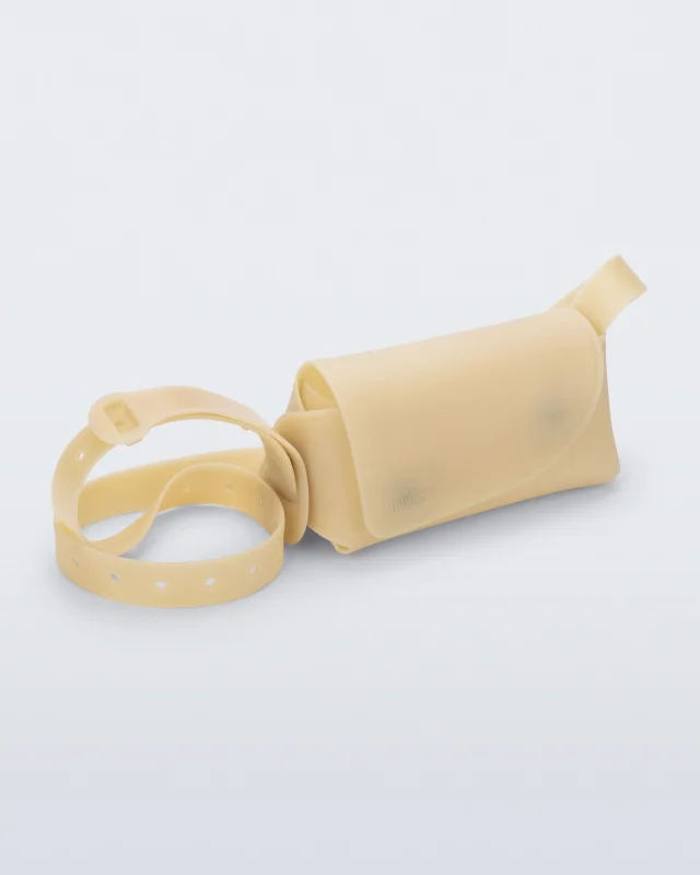 MELISSA CROSS BAG  BEIGE