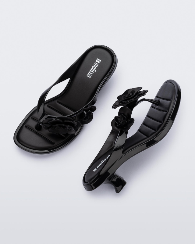 MELISSA KITTEN HEEL PETALS  BLACK