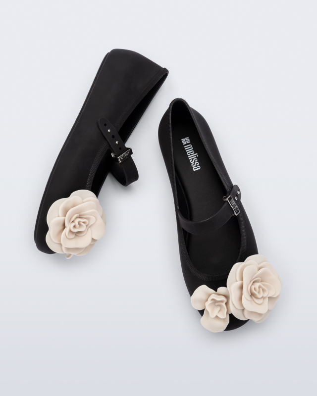 MELISSA SOFT BALLERINA PETALS  BLACK/BEIGE