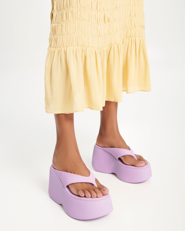 MELISSA FREE THONG WEDGE  LILAC