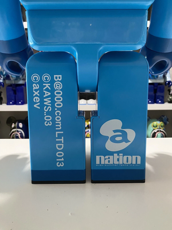 KAWS 1000% CHOMPER BEARBRICK BLUE 2003 BE@RBRICK