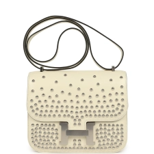 HERMèS CONSTANCE 18 CLOUTé CREAM BOX PALLADIUM HARDWARE