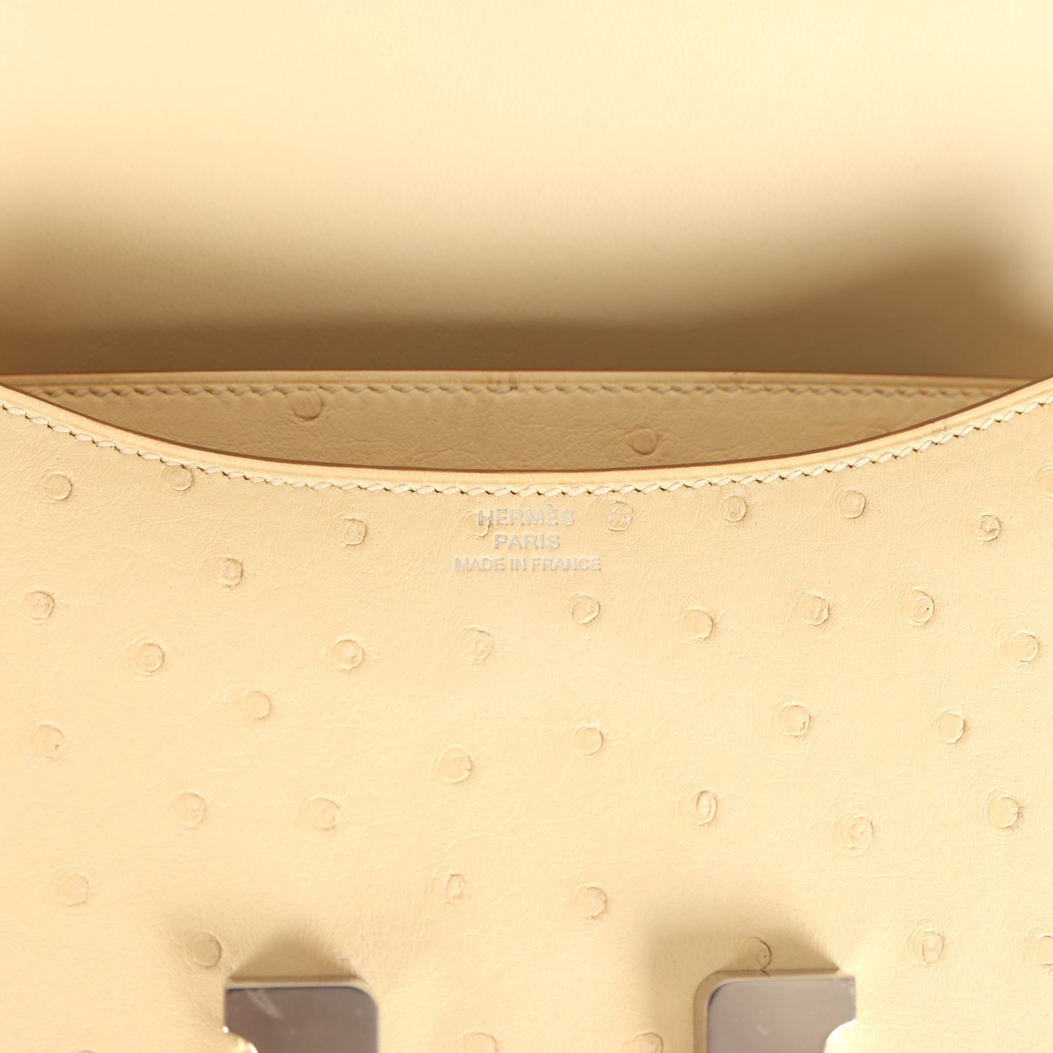 HERMèS CONSTANCE 18 VANILLE OSTRICH PALLADIUM HARDWARE
