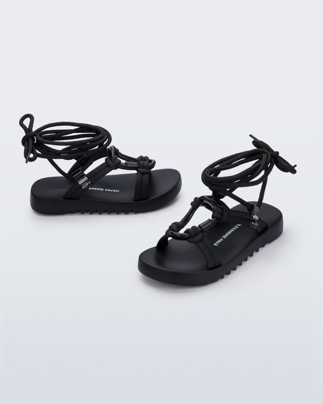 MELISSA + ALEXANDRE PAVAO KIRK  BLACK