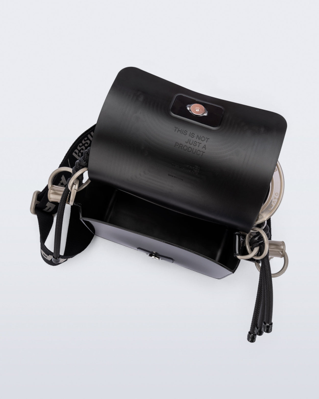 MELISSA + ALEXANDRE PAVAO OLGA BAG BLACK