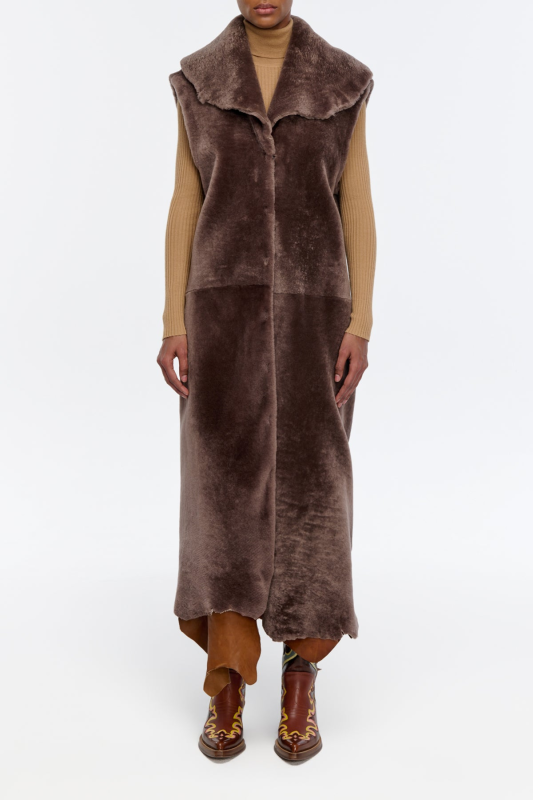 GABRIELA HEARTS SMITH RAW CUT COAT LINER IN MOCHA SHEARLING MOCHA