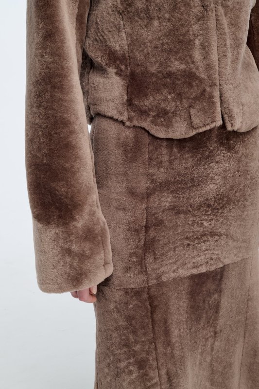 GABRIELA HEARTS HERMERA RAW CUT JACKET IN MOCHA SHEARLING
