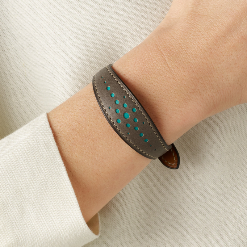 JOSEPH DUCLOS SAINT-CLAIR OGIVE BRACELET IN ARDOISE HéRITAGE LEATHER