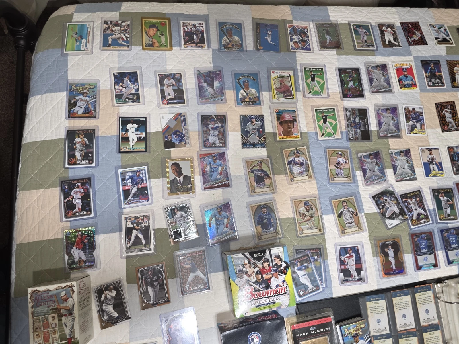 TOPPS LARGE BASEBALL CARD COLLECTION
