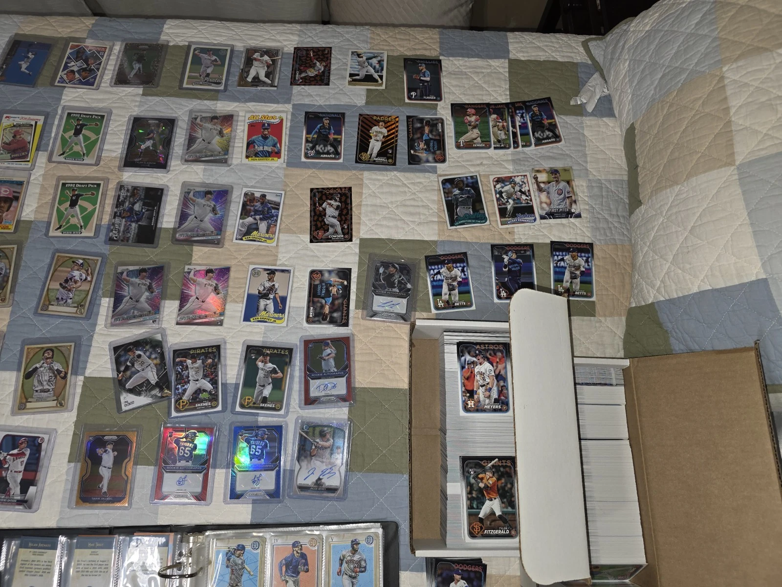 TOPPS LARGE BASEBALL CARD COLLECTION