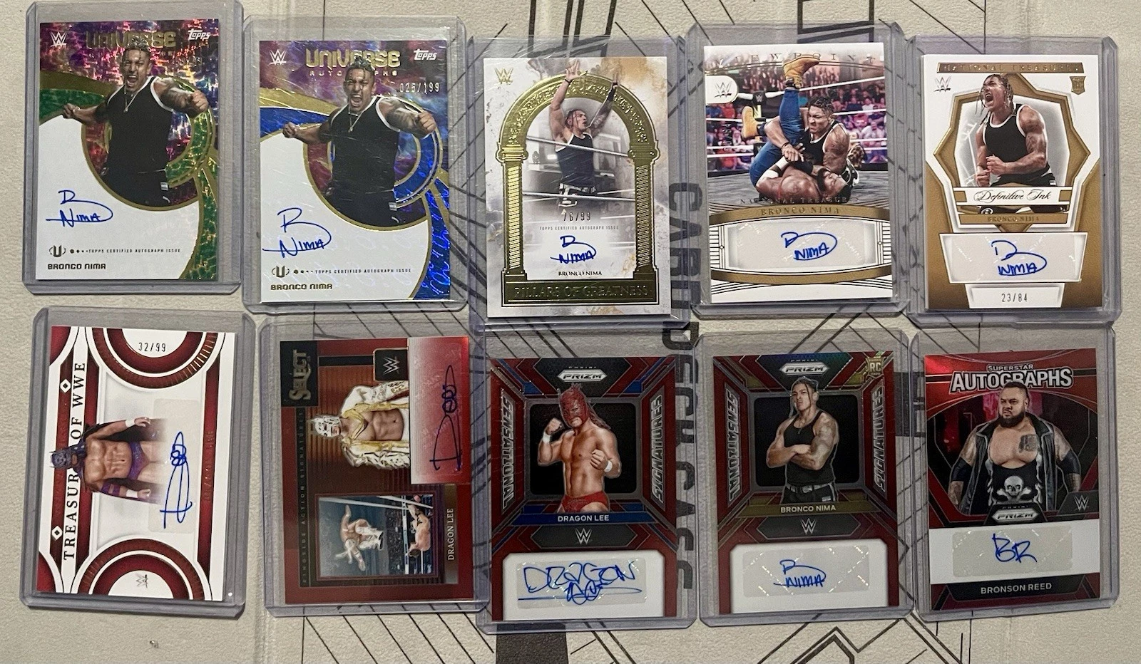 TOPPS 49 WWE AUTOGRAPHED CARD LOT TOPPS PANINI WRESTLING CARDS