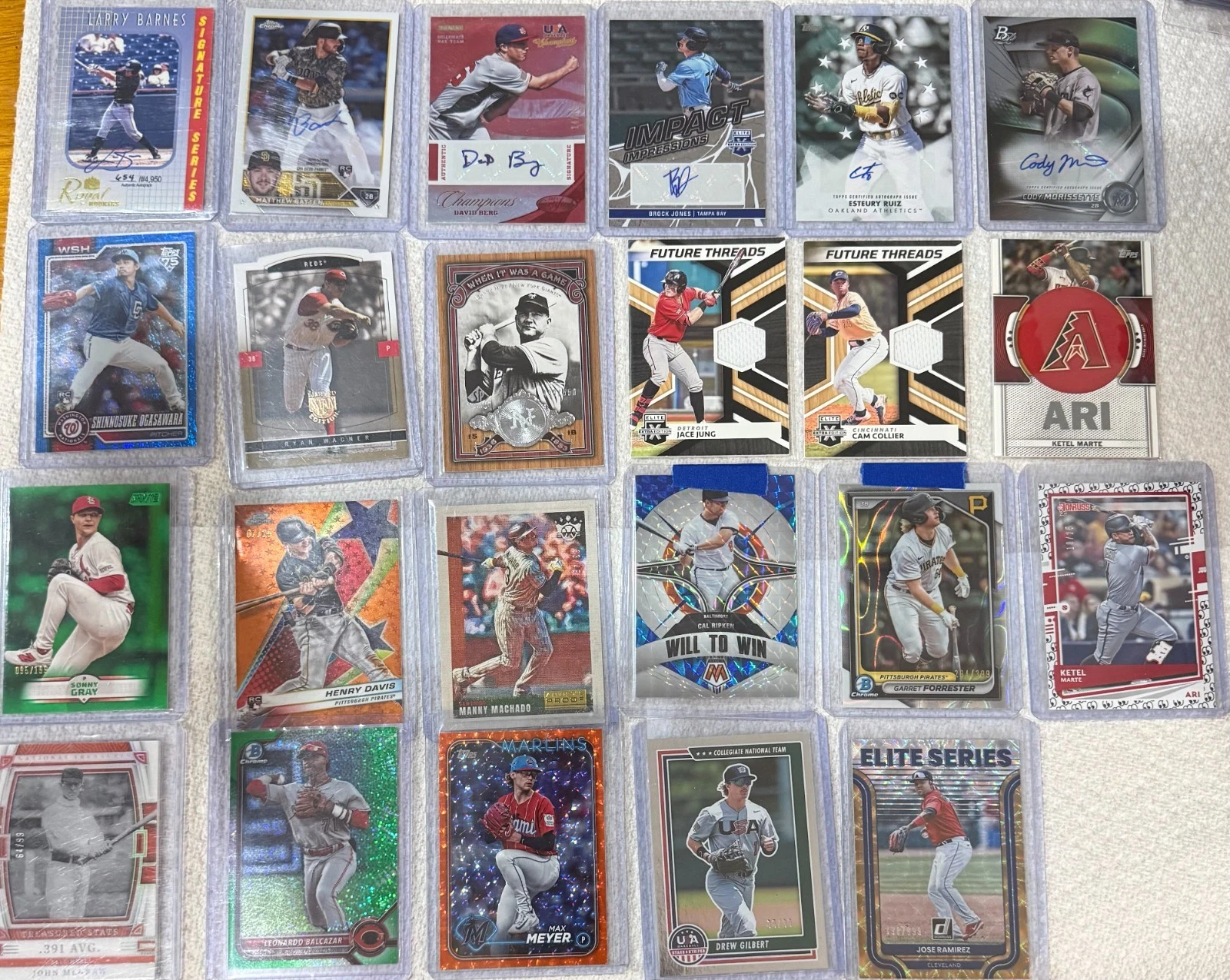 TOPPS HUGE BASEBALL CARD LOT,AUTOS,RELICS,#'D,INSERTS,REFRACTORS