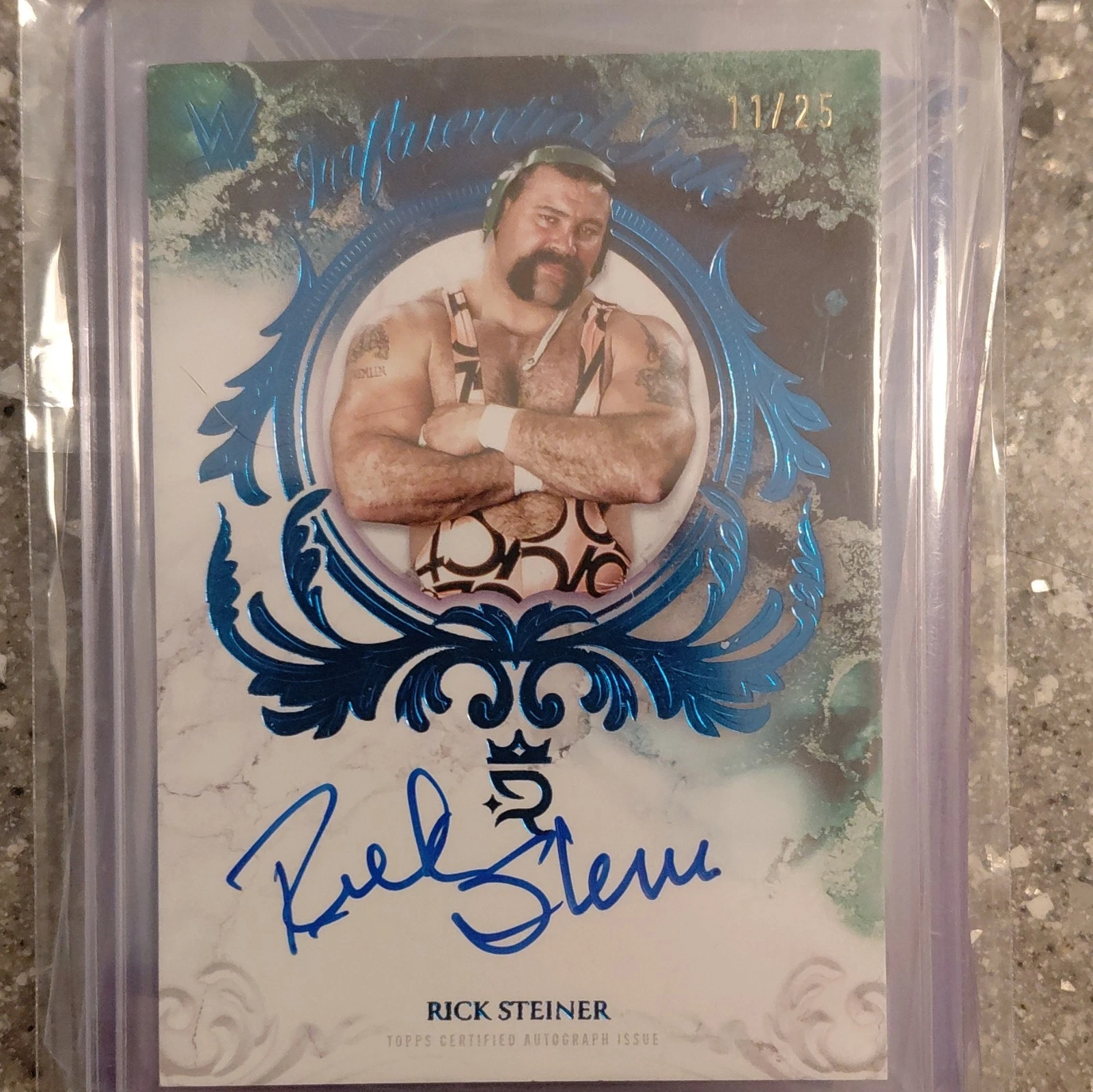 TOPPS/PANINI/LEAF AUTOS 13 CARD LOT. LEGENDS/WWE CHAD GABLE DREW MCINTYRE