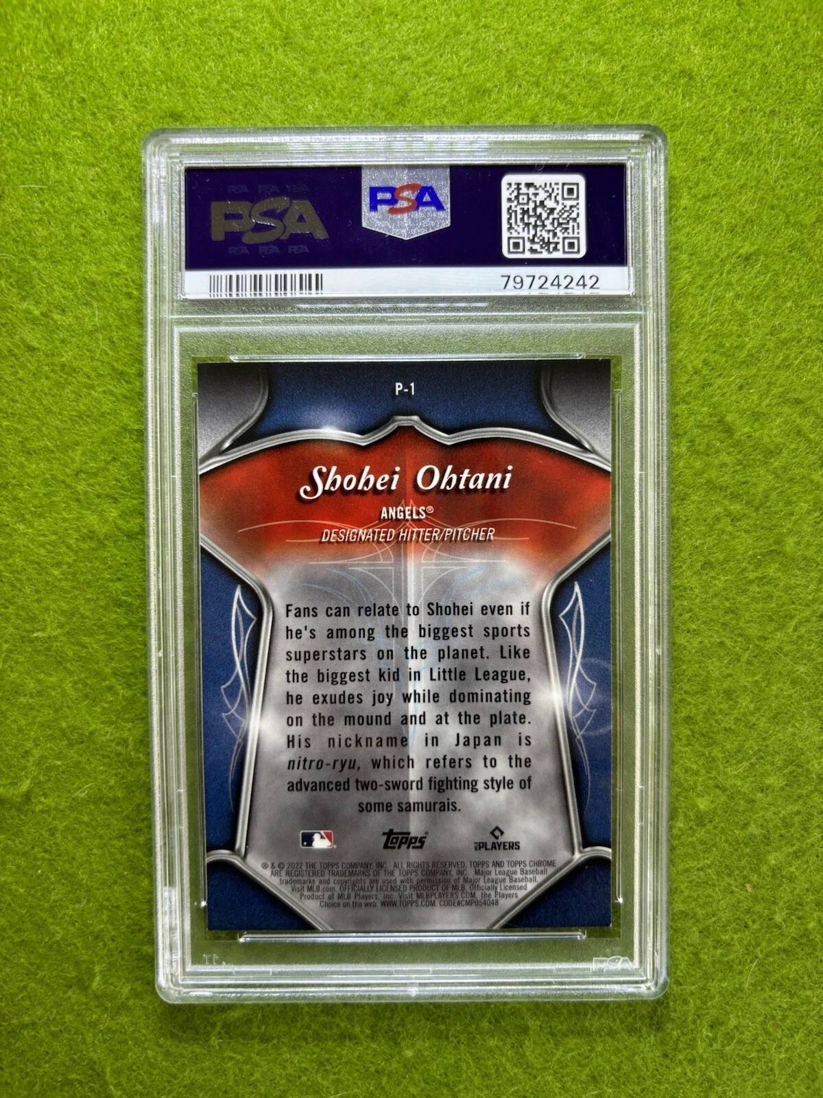TOPPS SHOHEI OHTANI WHITE SPARKLE PRIZM REFRACTOR CARD GRADED PSA 9