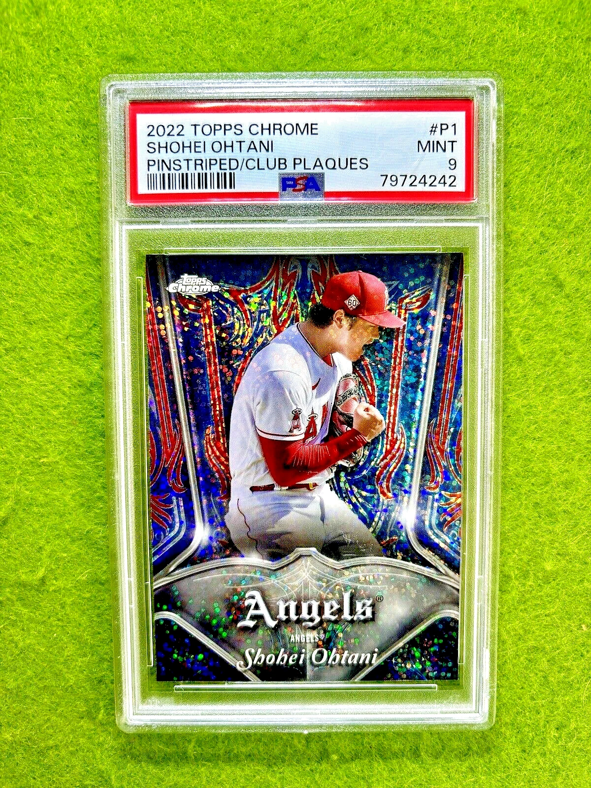 TOPPS SHOHEI OHTANI WHITE SPARKLE PRIZM REFRACTOR CARD GRADED PSA 9