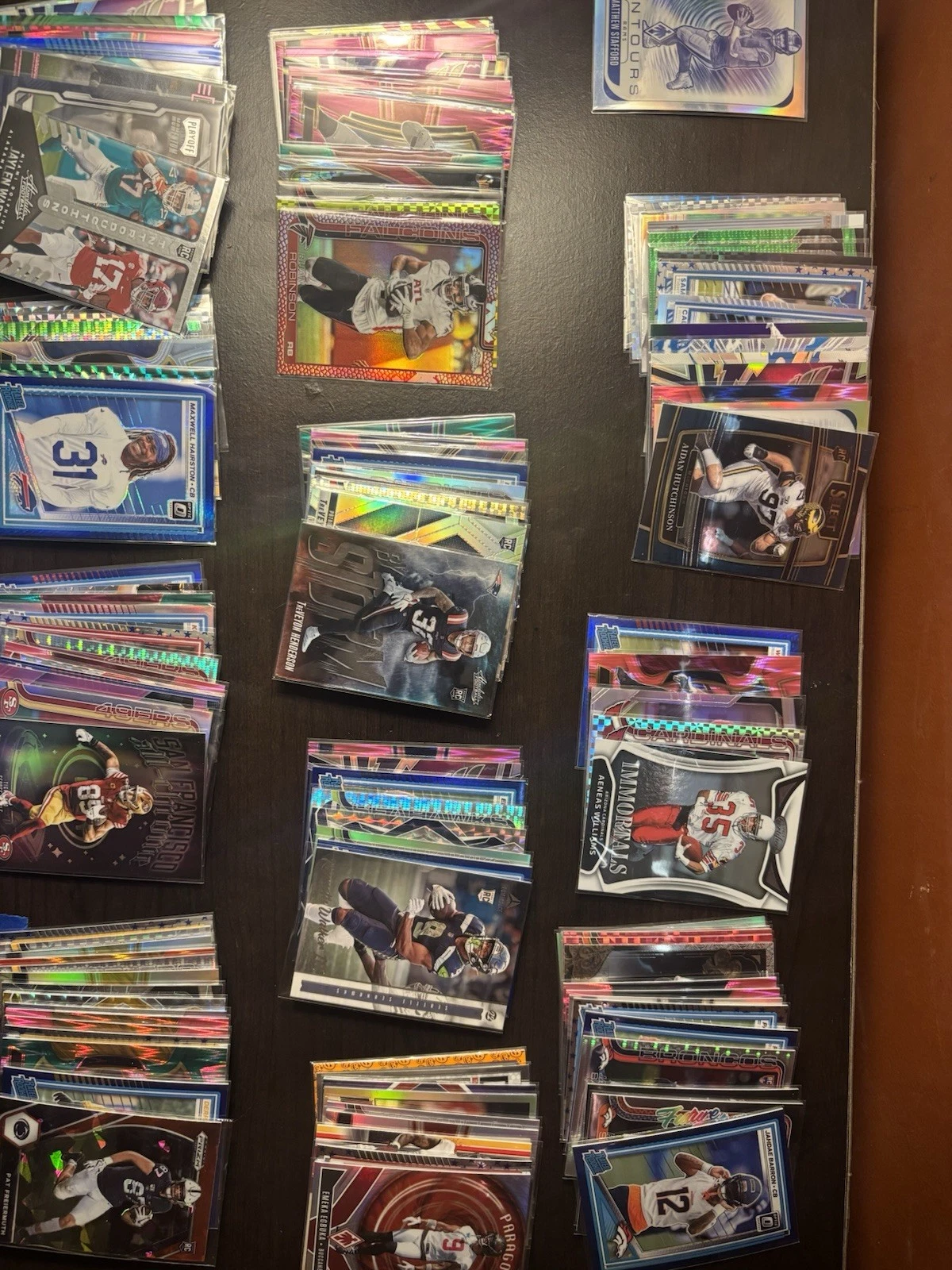 TOPPS FOOTBALL CARD LOT 485 INSERTS ROOKIES, PARALLELS, LOTS MORE.
