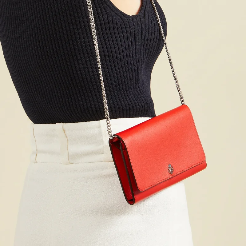 JOSEPH DUCLOS LECTOURE SONATE LEATHER CLUTCH IN COQUELICOT SONATE LEATHER NUANCE: COQUELICOT
