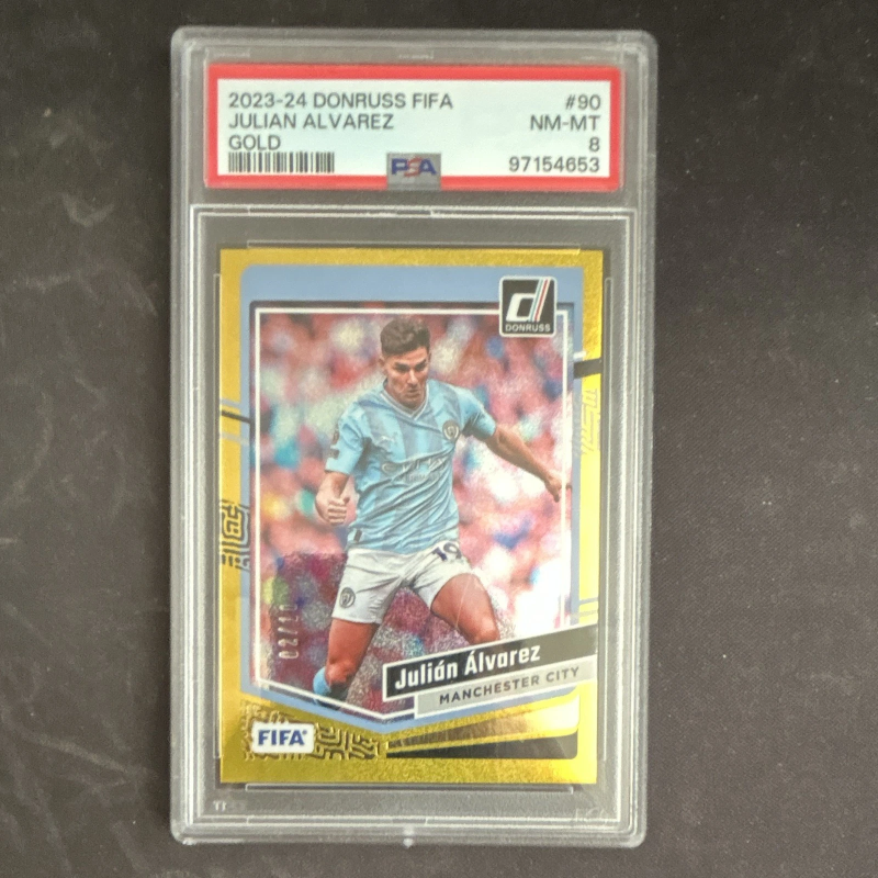 DONRUSS 2023-24 FIFA JULIáN ÁLVAREZ GOLD #90 MANCHESTER CITY PSA 8