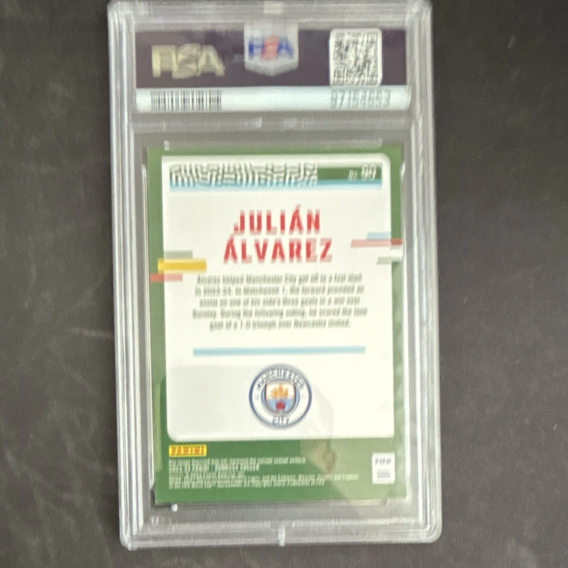 DONRUSS 2023-24 FIFA JULIáN ÁLVAREZ GOLD #90 MANCHESTER CITY PSA 8