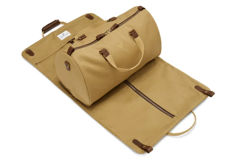 BENNETT WINCH S.C HOLDALL, SAND