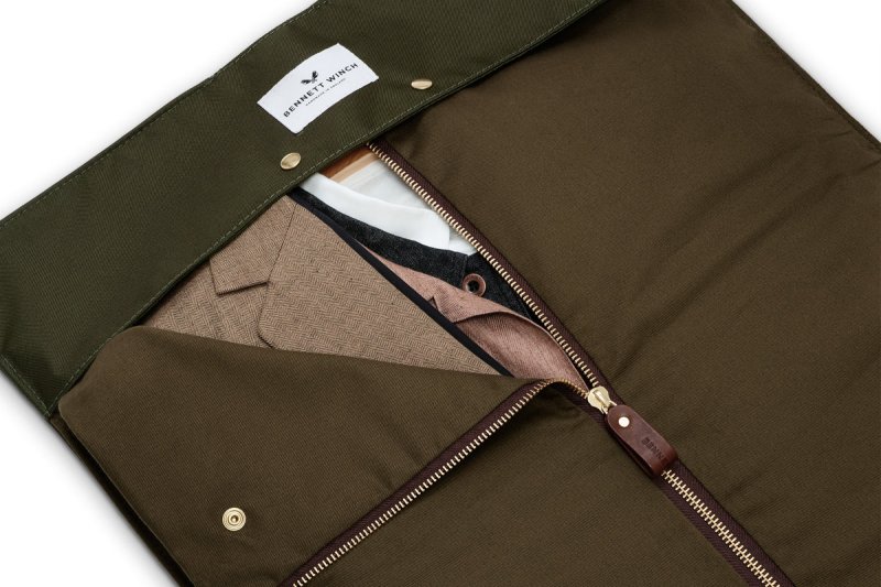 BENNETT WINCH TRIFOLD, OLIVE