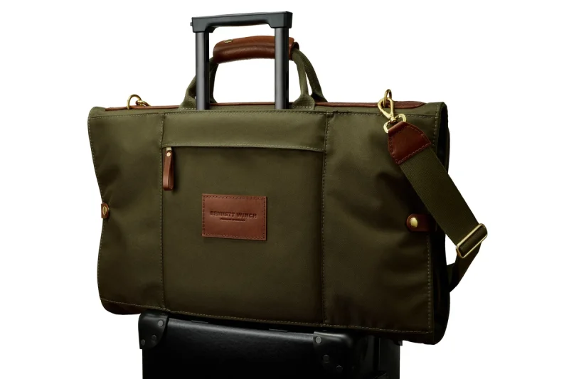 BENNETT WINCH TRIFOLD, OLIVE