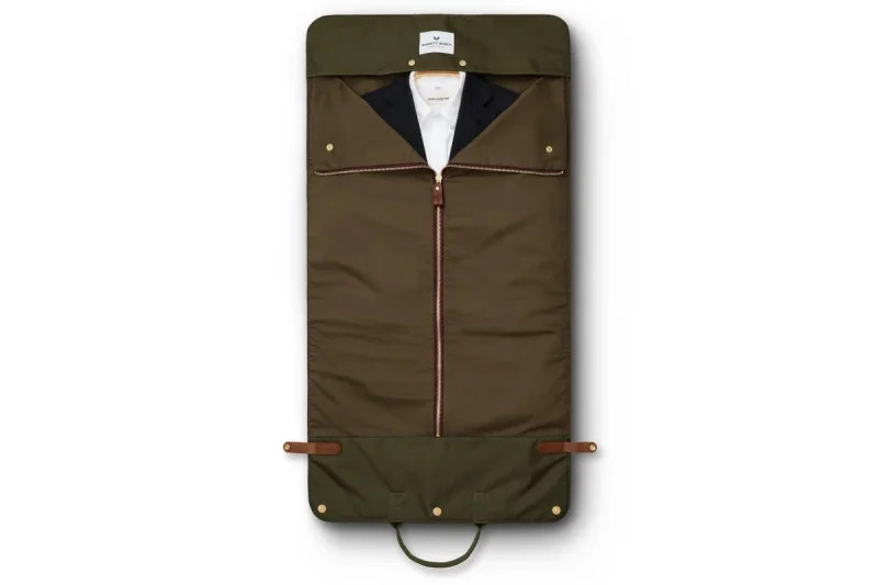 BENNETT WINCH TRIFOLD, OLIVE