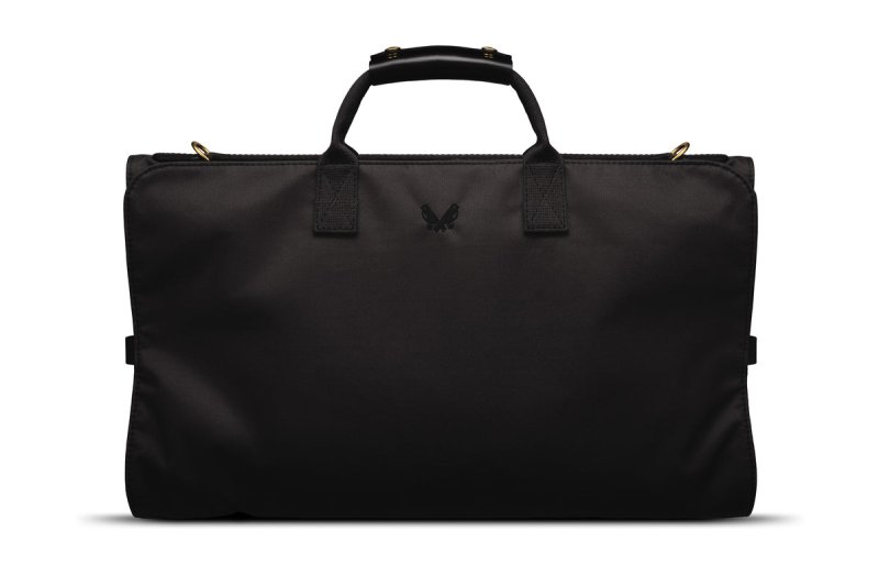 BENNETT WINCH TRIFOLD, BLACK