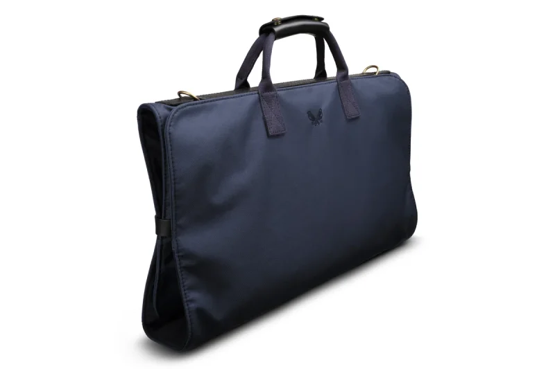 BENNETT WINCH TRIFOLD, NAVY