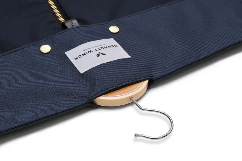 BENNETT WINCH TRIFOLD, NAVY