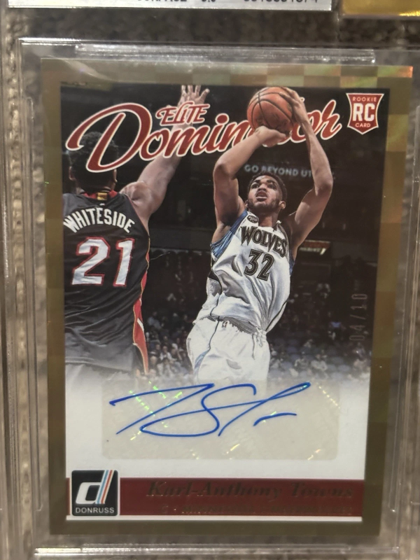 DONRUSS ELITE DOMINATOR SIGNATURES GOLD RC 4/10 BGS 9 2015-16 KARL-ANTHONY TOWNS