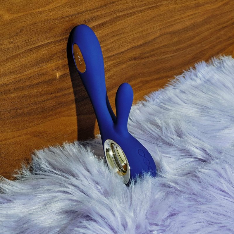 LELO SORAYA WAVE BLUE THRUSTING RABBIT VIBRATOR WITH WAVEMOTION TECHNOLOGY