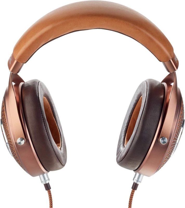 FOCAL STELLIA AUDIOPHILE CLOSED-BACK CIRCUM-AURAL HEADPHONES WITH CARRYING CASE FOR HOME TRAVEL