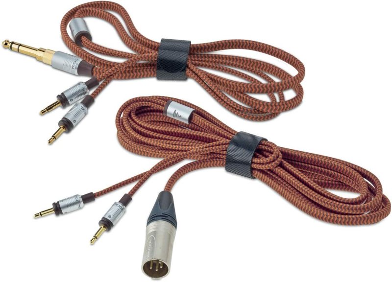 FOCAL STELLIA AUDIOPHILE CLOSED-BACK CIRCUM-AURAL HEADPHONES WITH CARRYING CASE FOR HOME TRAVEL